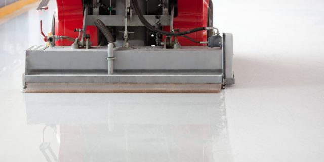 zamboni ice resurface machine